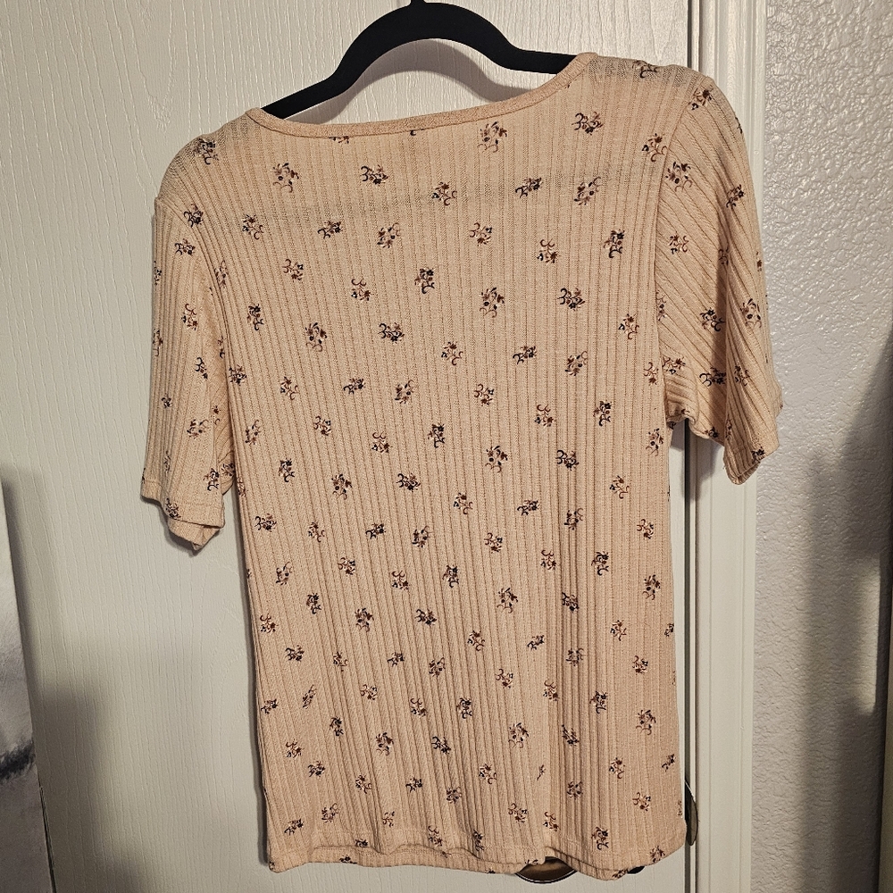 Floral Pink Ribbed Women's Top - Picture 2 of 4